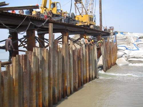 如東洋口港圍海圍堰合攏工程
