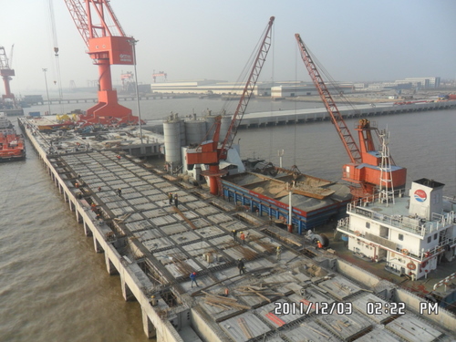 南通潤(rùn)邦重機(jī)有限公司五萬(wàn)噸級(jí)碼頭工程